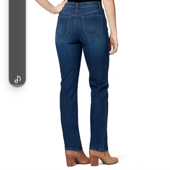 Gloria Vanderbilt Jeans Gloria Vanderbilt Jeans Amanda Poshmark